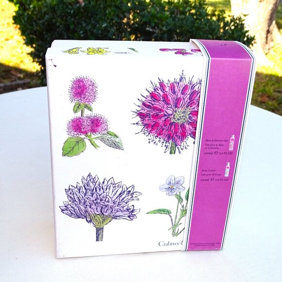 Crabtree & Evelyn Rosewater Combination Set - Picture 2 of 3